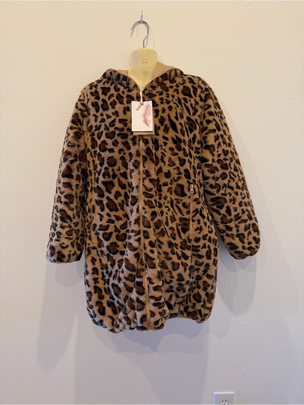 NWT Jessica Simpson Reversible Leopard Print Faux Fur Coat Hood Pockets Size M